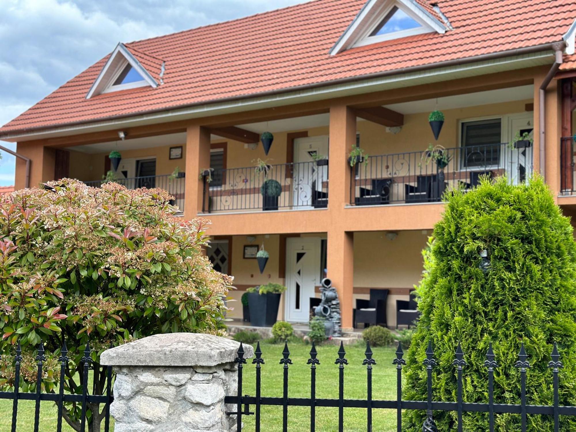Casa Antonia Ξενοδοχείο Chiscau Εξωτερικό φωτογραφία